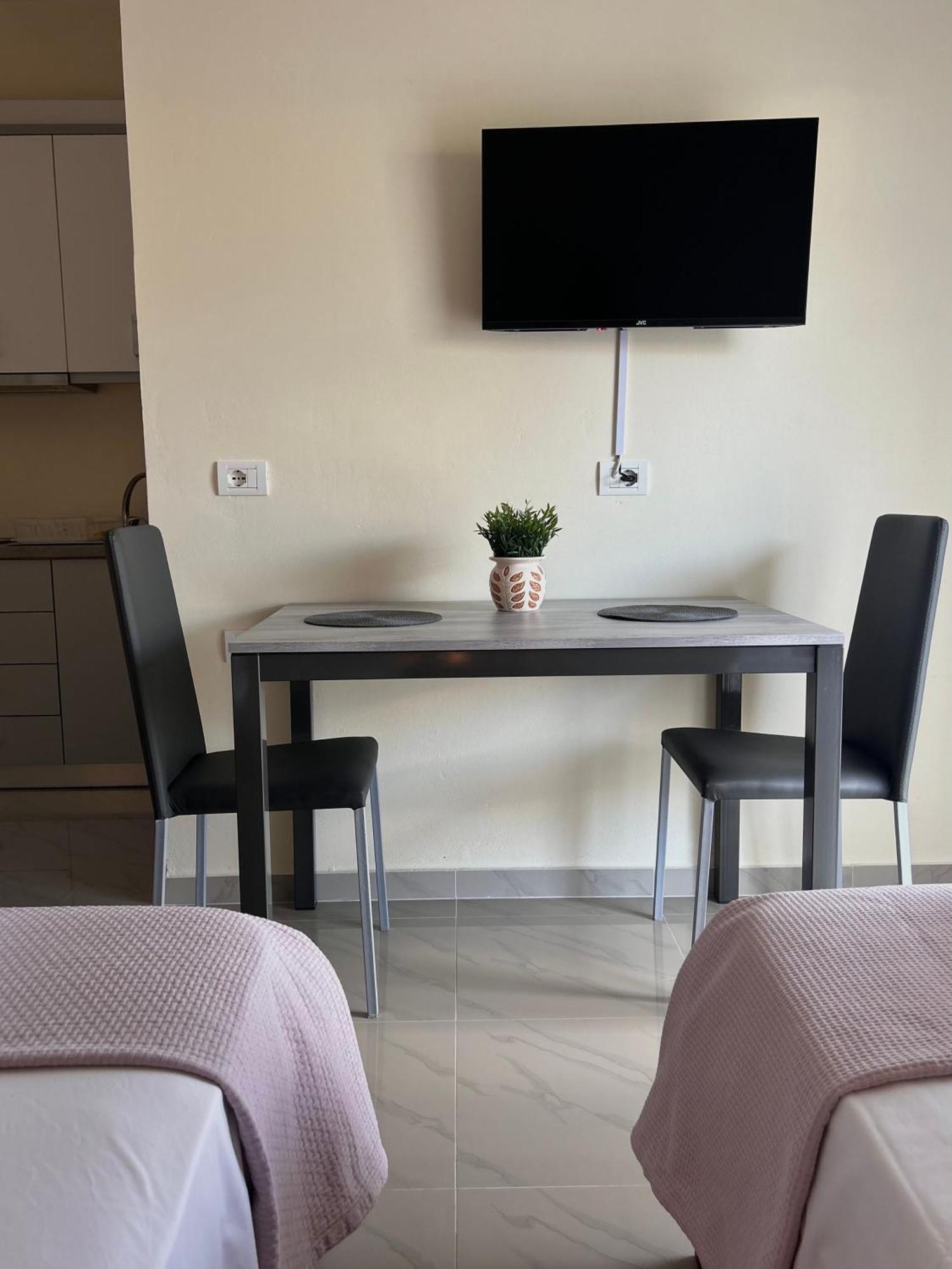 Elizabeth Apartments ฮีมาเรอ ภายนอก รูปภาพ